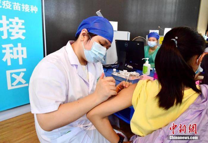 多國專家:比新冠病毒更致命的是“政治病毒” 多國專家:比新冠病毒更致命的是“政治病毒”